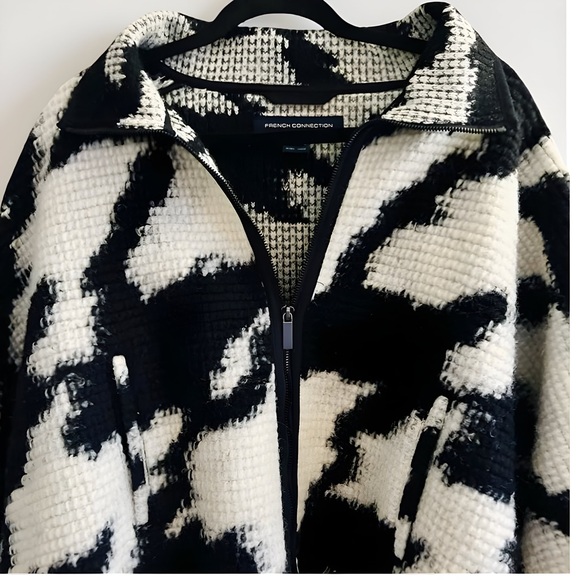 Women’s French Connection Wool Black White Cape Jacket Sweater - Picture 10 of 14